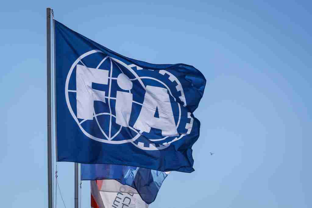 FIA anuncia cambios